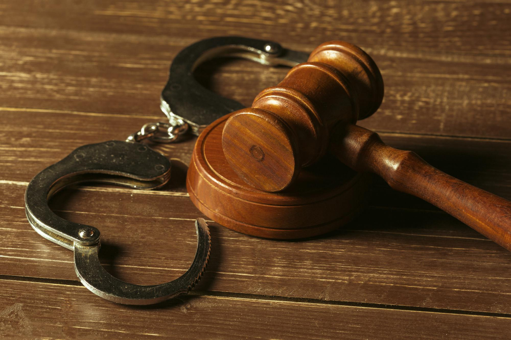 O que significa apologia ao crime? Lei e penas aplicadas
